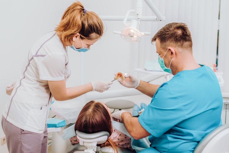 Clinical Team Training for Dental Assistants and Hygienists